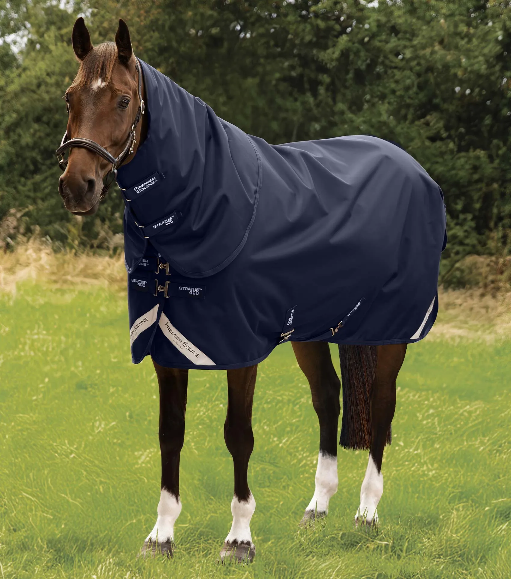 Stratus 1200 Series 400g Turnout Rug with Classic Neck Cover Navy